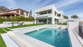 Villa for sale in Montealto, Benalmadena