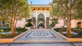 Villa en venta en Hacienda Beach, Estepona Este