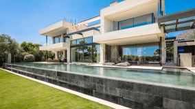 Villa for sale in Lomas del Virrey, Marbella Golden Mile