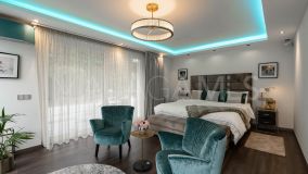 Villa en venta en Las Brisas, Nueva Andalucia