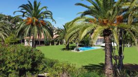 Villa en venta en Fuente del Espanto, Benahavis