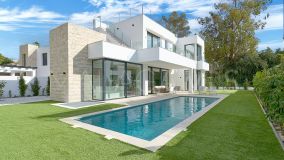Villa en venta en Monte Biarritz, Estepona Este