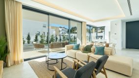 Villa en venta en Monte Biarritz, Estepona Este