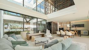 Villa Pareada en venta en Marbella Golden Mile