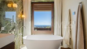 Villa for sale in La Quinta, Benahavis