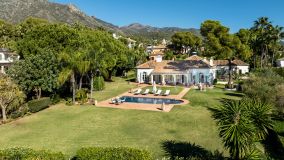 Villa for sale in Altos Reales, Marbella Golden Mile