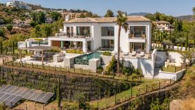 Villa for sale in The Hills, Benahavis