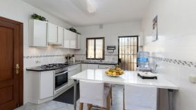 Villa for sale in Los Naranjos Golf, Nueva Andalucia
