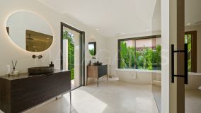 Villa en venta en Las Brisas, Nueva Andalucia