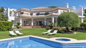 Villa for sale in Paraiso Alto, Benahavis