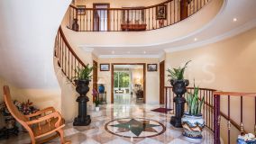 Villa for sale in Atalaya de Rio Verde, Nueva Andalucia