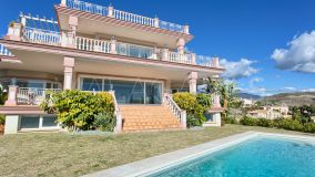 Villa for sale in Los Flamingos Golf, Benahavis