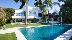 Villa for sale in Rocio de Nagüeles, Marbella Golden Mile