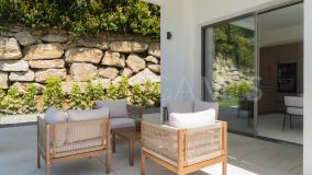 Villa for sale in Valle Romano, Estepona West