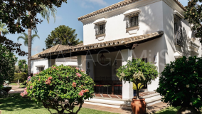 Villa for sale in Nueva Alcantara, San Pedro de Alcantara