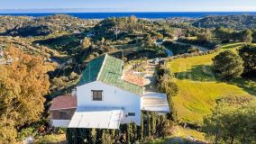 Hus i byn for sale in El Velerin, Estepona Öst