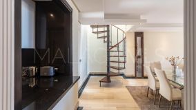 Ático en venta en New Golden Mile, Estepona Este
