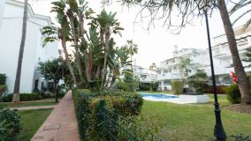 Erdgeschosswohnung zu verkaufen in Los Naranjos de Marbella, Nueva Andalucia