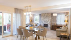 House for sale in Las Chapas, Marbella East
