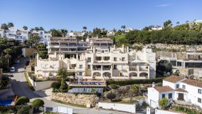 Penthouse for sale in Los Almendros, Benahavis