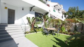 Radhus for sale in Los Naranjos, Nueva Andalucia