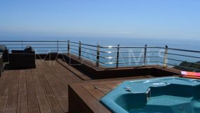 Villa for sale in La Paloma, Manilva