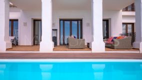 Villa for sale in Benahavis
