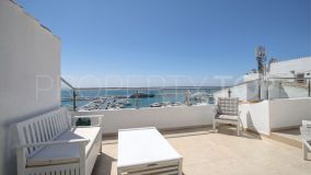 A fabulous 3 bedroom penthouse in the heart of Puerto Banus.