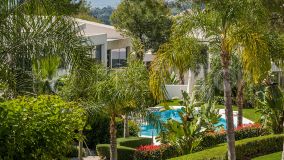 Fantastic 2 bedroom semi-detached villa located in an exclusive community of Sierra Blanca, Marbella.