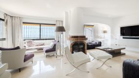 Buy apartment with 3 bedrooms in Puerto del Almendro
