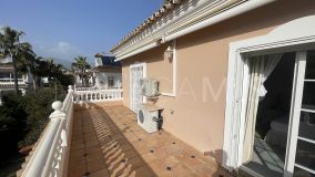 Villa en venta en Atalaya, Estepona