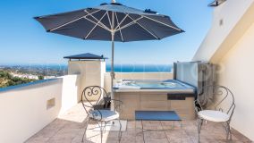 Duplex penthouse for sale in Los Monteros Hill Club with 3 bedrooms