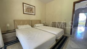 Villa en venta en Atalaya, Estepona