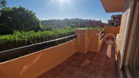 Spacious ground floor apartment in Casares, 3 bedroom, 2 bathroom residence in excellent condition, offering a comfortable and convenient living experience.