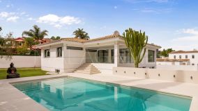 Villa for sale in Guadalmina Alta, San Pedro de Alcantara