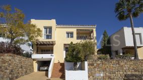 Villa for sale in Benahavis