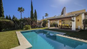 Villa for sale in Benahavis