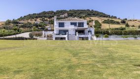Villa for sale in Casares