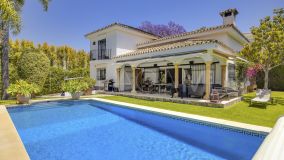 Villa en venta en Guadalmina Alta, San Pedro de Alcantara