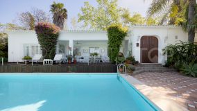 Charming, frontline golf, 3 bedroom, 3 bathroom family villa in the highly sought after area of Guadalmina Alta.