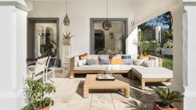 Villa for sale in Benahavis