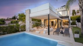 Villa for sale in San Pedro de Alcantara