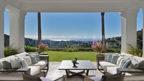 Villa for sale in Benahavis