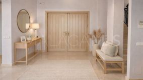 Villa for sale in Benahavis