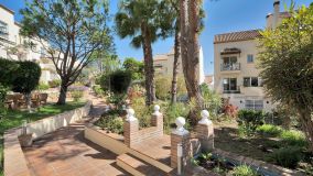 Markplanslägenhet for sale in Nueva Andalucia, Marbella