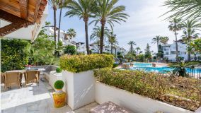 Ground floor apartment for sale in Estepona with 2 bedrooms