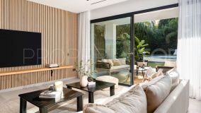 Comprar villa en Nueva Andalucia de 5 dormitorios