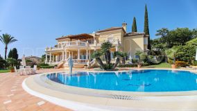 Villa for sale in El Paraiso, 3,850,000 €