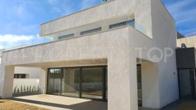 4 bedrooms villa for sale in La Duquesa