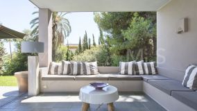 Villa for sale in Atalaya, Estepona East